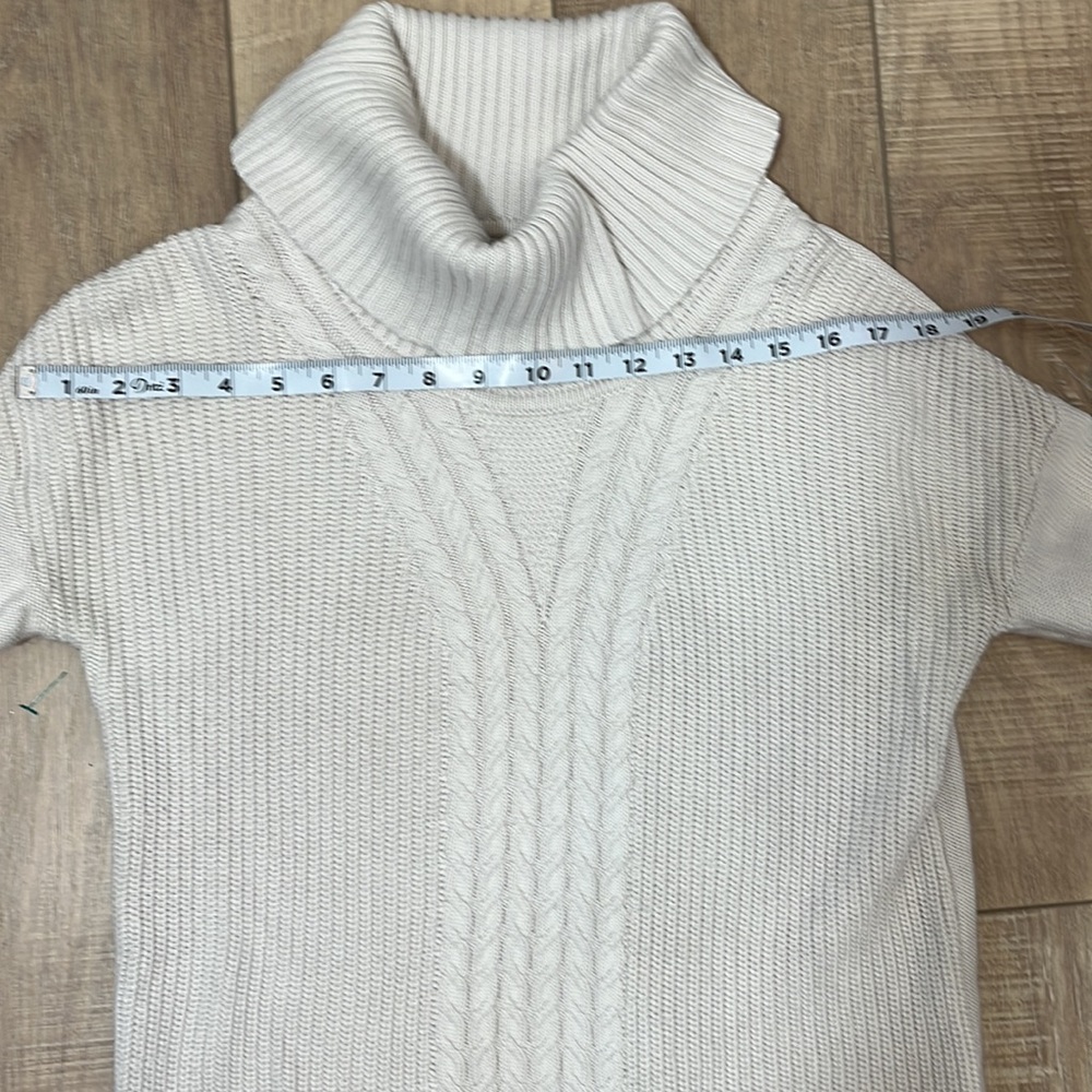 Banana Republic Turtle Neck Cable Knit Sweater Long Sleeve Cream SZ S - Picture 8 of 11